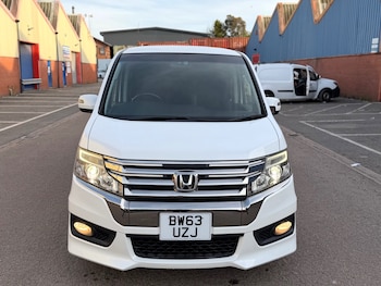 Used Honda Stepwagon 2014 for sale - 78883587: Photo