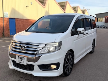 Used Honda Stepwagon 2014 for sale - 78883587: Photo
