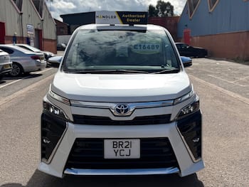 Used Toyota Voxy 2021 for sale - 79813618: Photo