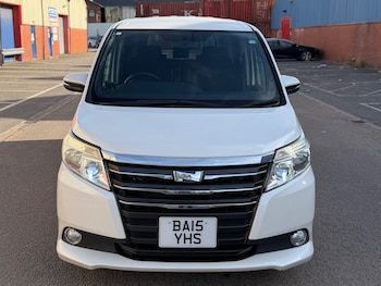 Used Toyota Noah 2015 for sale - 78885661: Photo