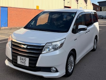 Used Toyota Noah 2015 for sale - 78885661: Photo