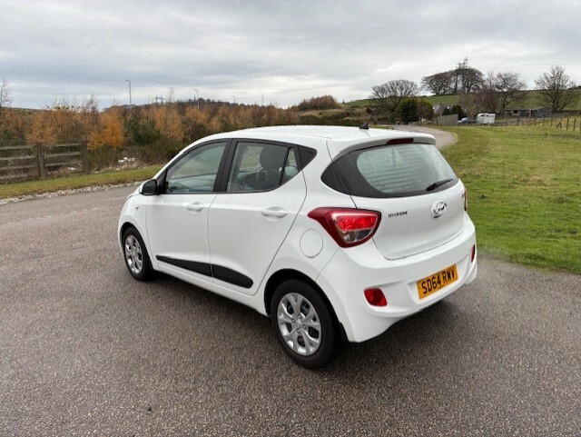 Used Hyundai i10 2014 for sale - 76881757: Photo 6