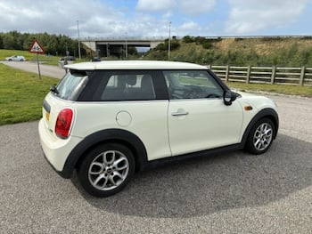Used MINI Hatch 2015 for sale - 79767793: Photo