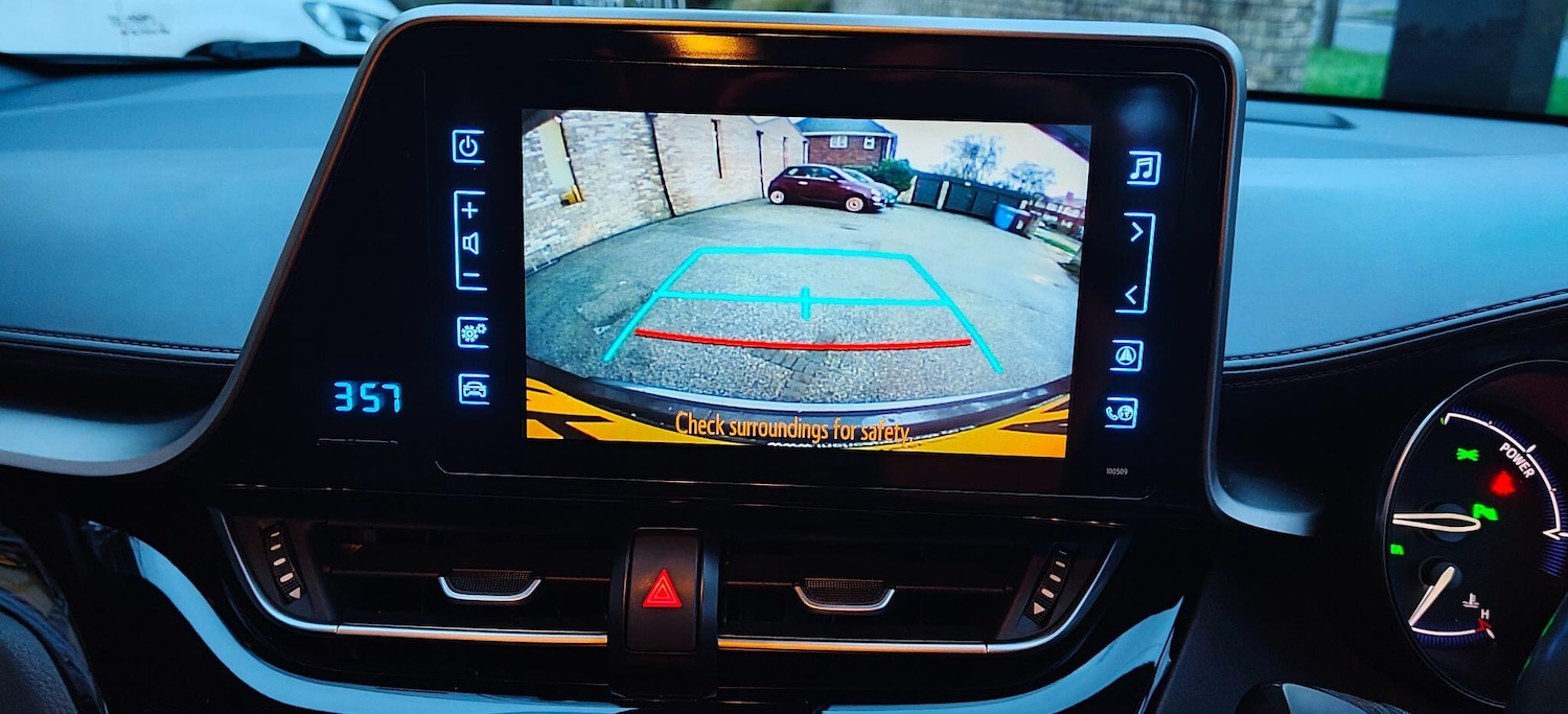 Used Toyota C-HR 2018 for sale - 77120478: Photo 18