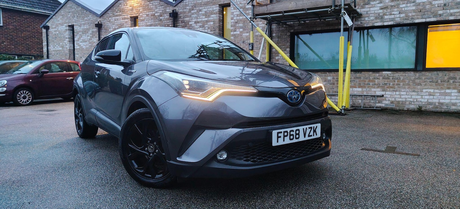 Used Toyota C-HR 2018 for sale - 77120478: Photo 2