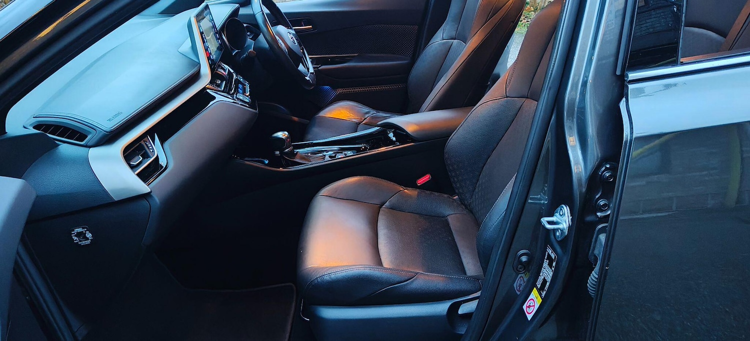 Used Toyota C-HR 2018 for sale - 77120478: Photo 28