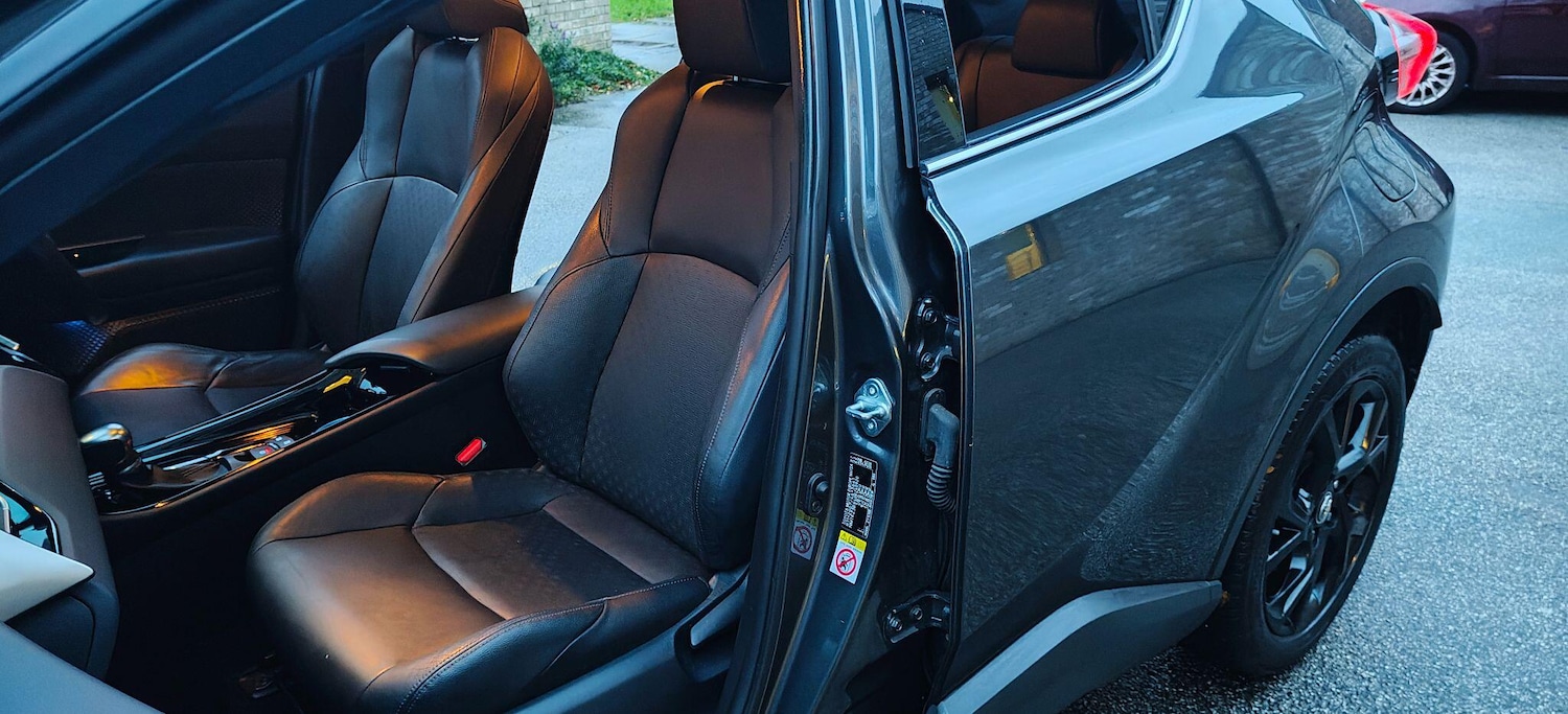 Used Toyota C-HR 2018 for sale - 77120478: Photo 29