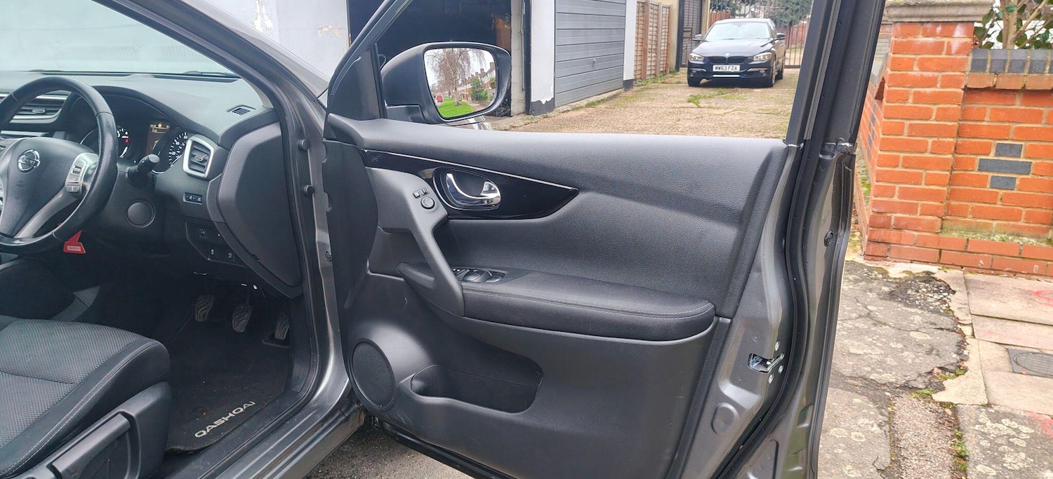 Used Nissan Qashqai 2016 for sale - 77120382: Photo 14