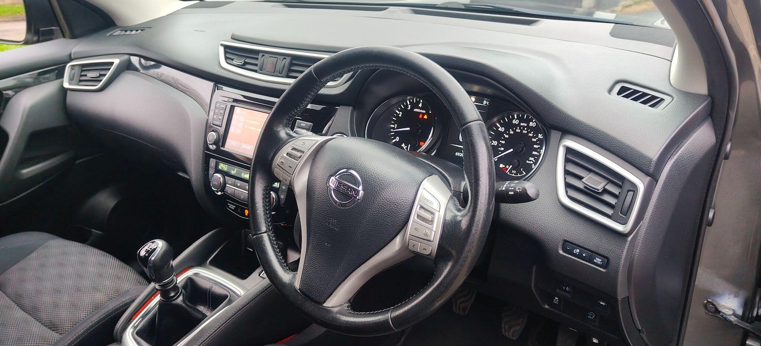 Used Nissan Qashqai 2016 for sale - 77120382: Photo 15