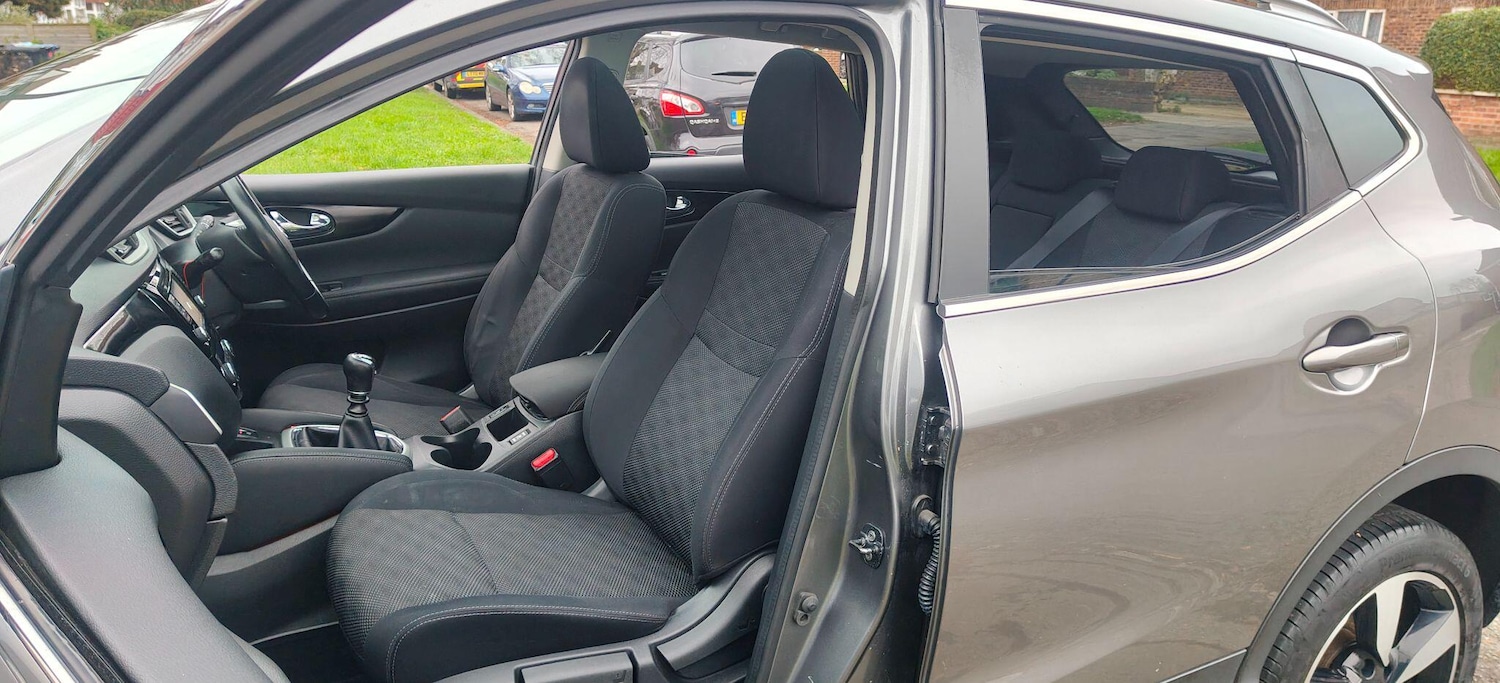 Used Nissan Qashqai 2016 for sale - 77120382: Photo 33