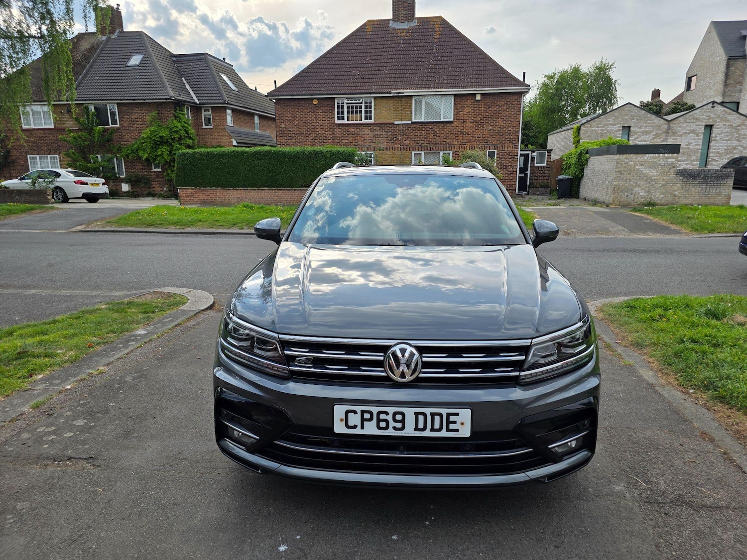 Used Volkswagen Tiguan for sale - 77242846: Photo 3