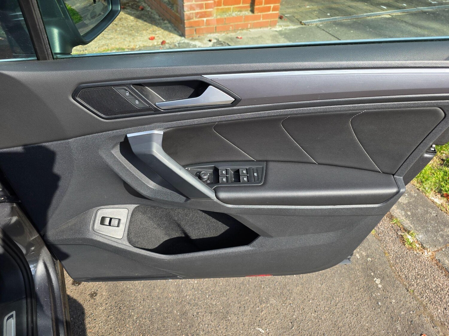 Used Volkswagen Tiguan for sale - 77242846: Photo 30