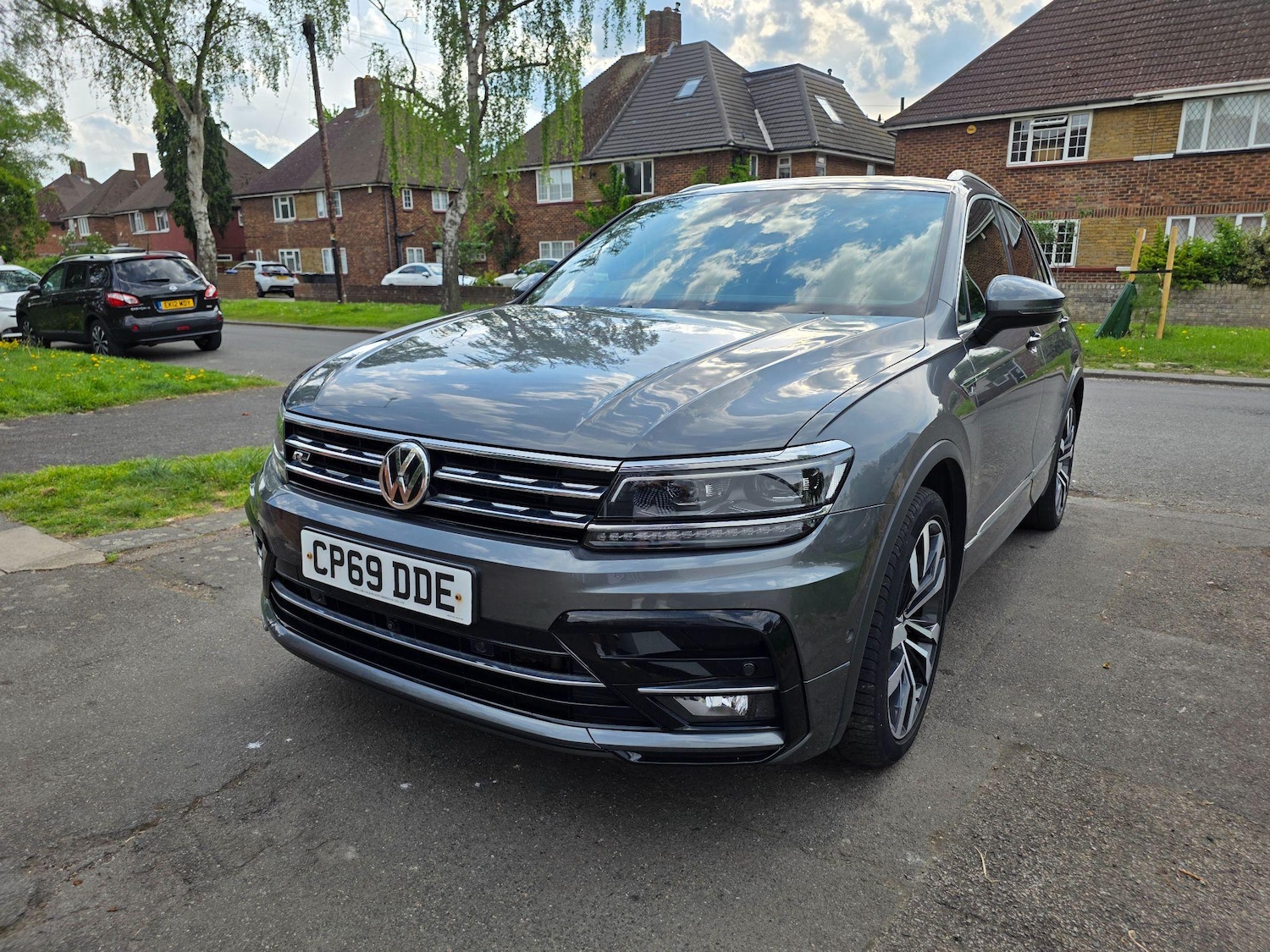 Used Volkswagen Tiguan for sale - 77242846: Photo 4
