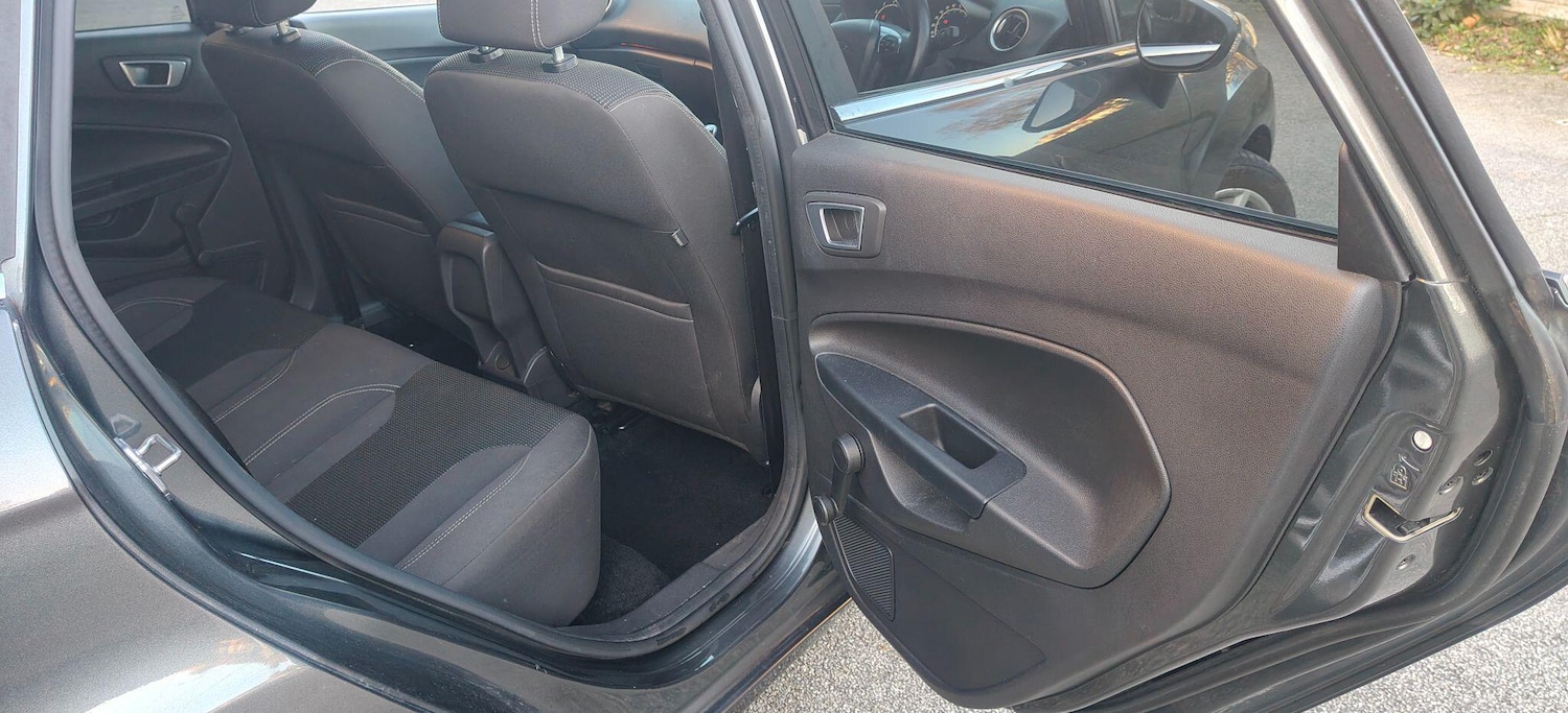 Used Ford Fiesta 2016 for sale - 77130804: Photo 22