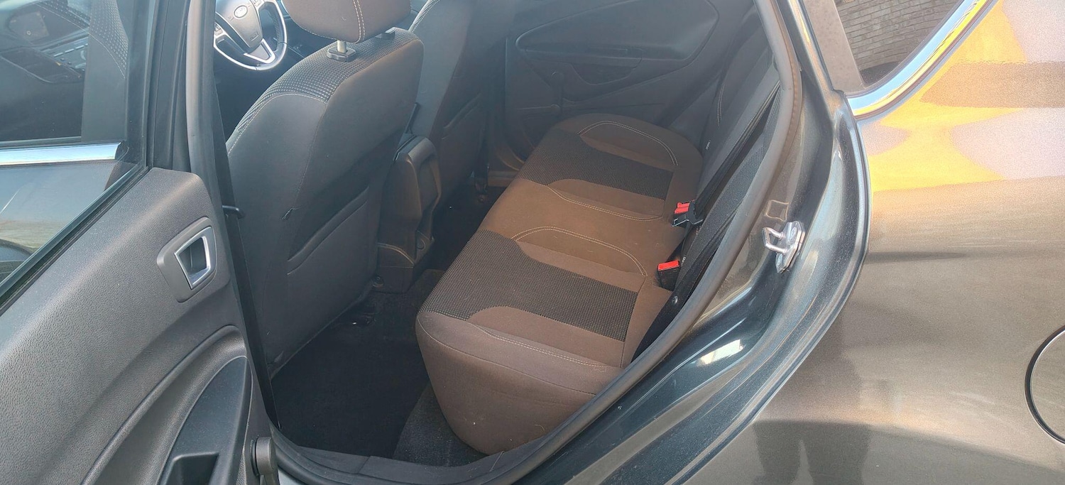 Used Ford Fiesta 2016 for sale - 77130804: Photo 26