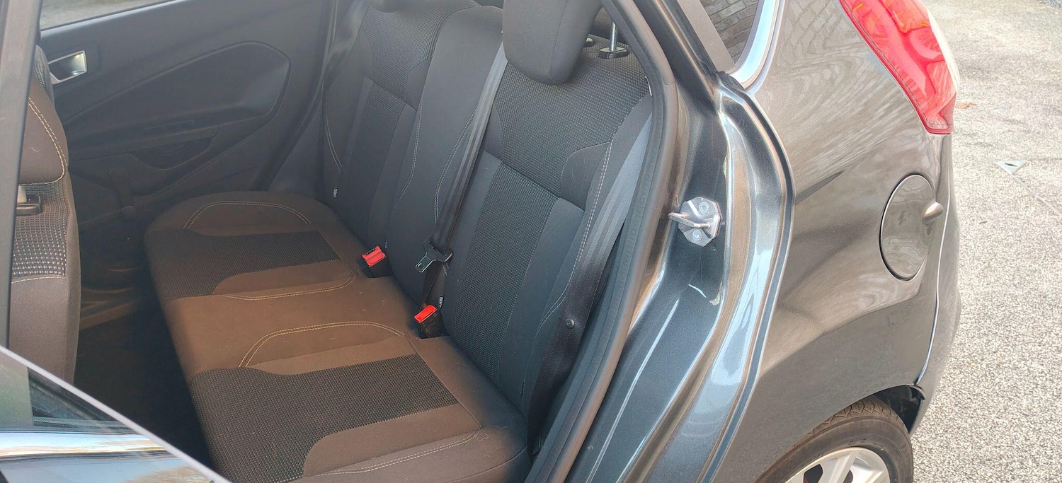 Used Ford Fiesta 2016 for sale - 77130804: Photo 27