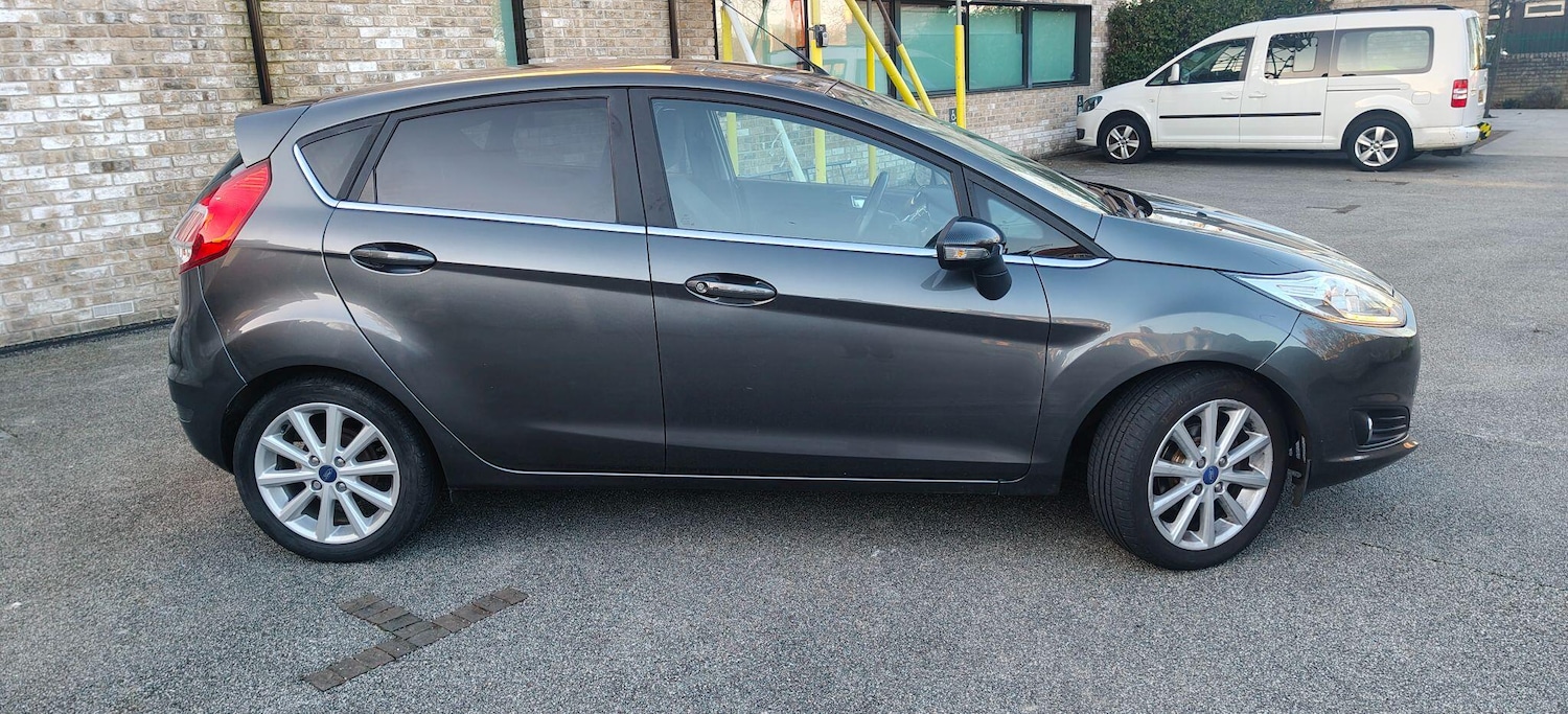 Used Ford Fiesta 2016 for sale - 77130804: Photo 3