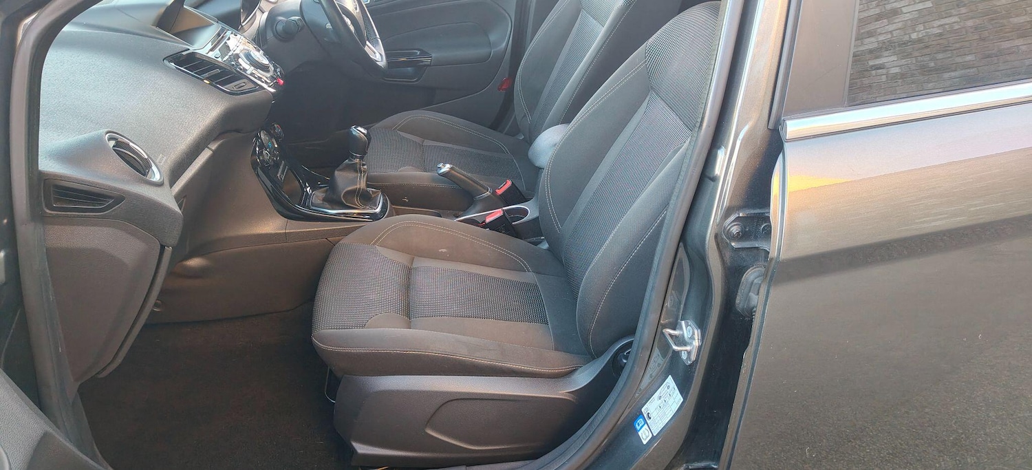 Used Ford Fiesta 2016 for sale - 77130804: Photo 30