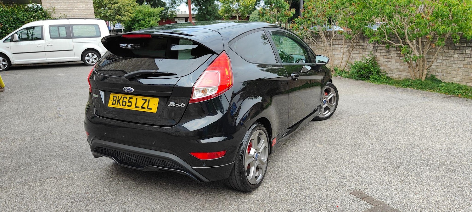 Used Ford Fiesta 2015 for sale - 77120384: Photo 11