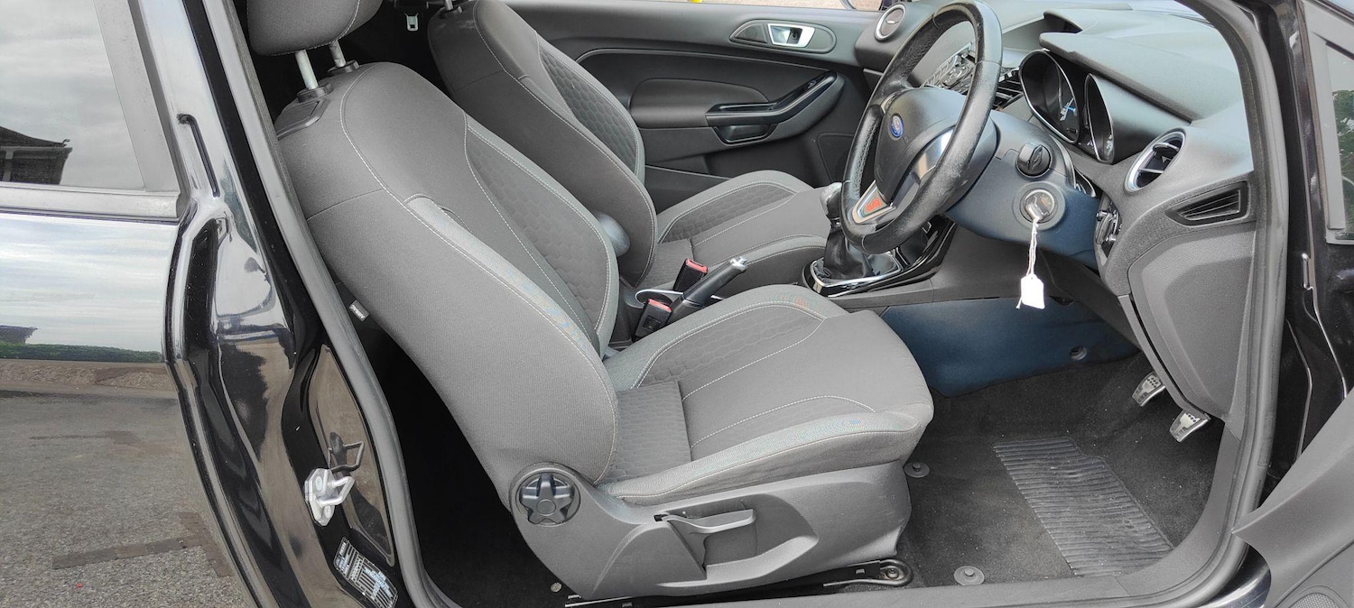 Used Ford Fiesta 2015 for sale - 77120384: Photo 18