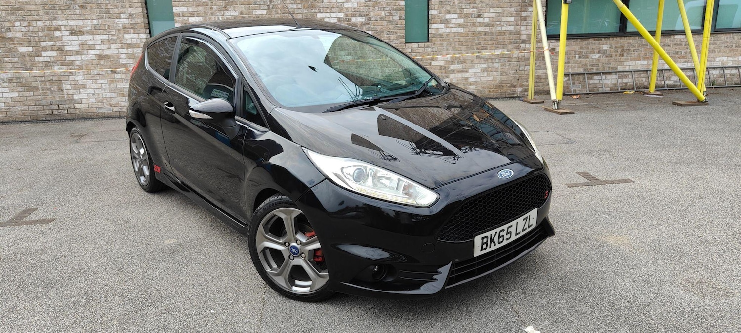 Used Ford Fiesta 2015 for sale - 77120384: Photo 3