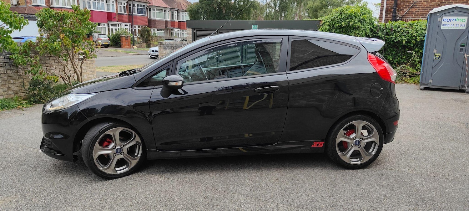 Used Ford Fiesta 2015 for sale - 77120384: Photo 9