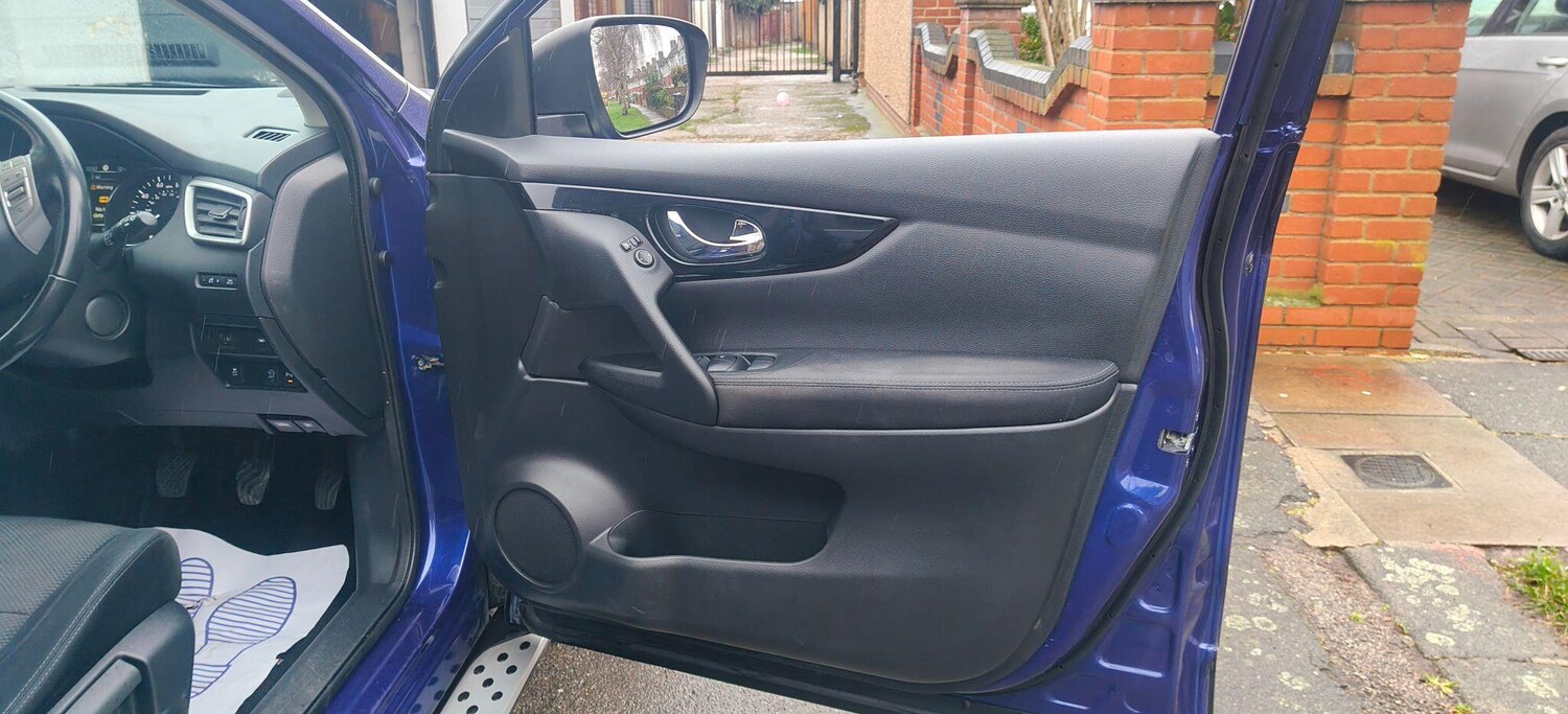 Used Nissan Qashqai 2015 for sale - 77478835: Photo 13