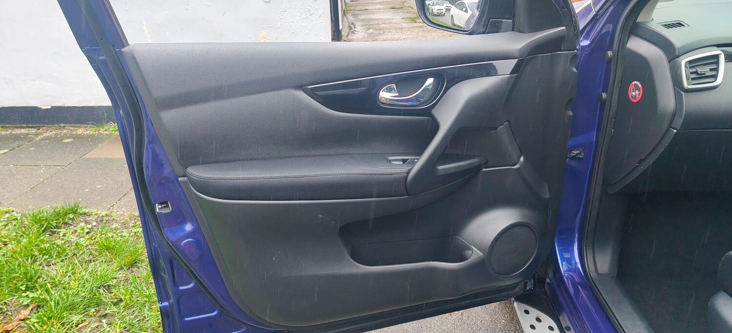 Used Nissan Qashqai 2015 for sale - 77478835: Photo 30