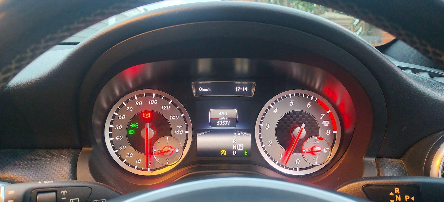 Used Mercedes-Benz A-Class 2015 for sale - 77120721: Photo 15