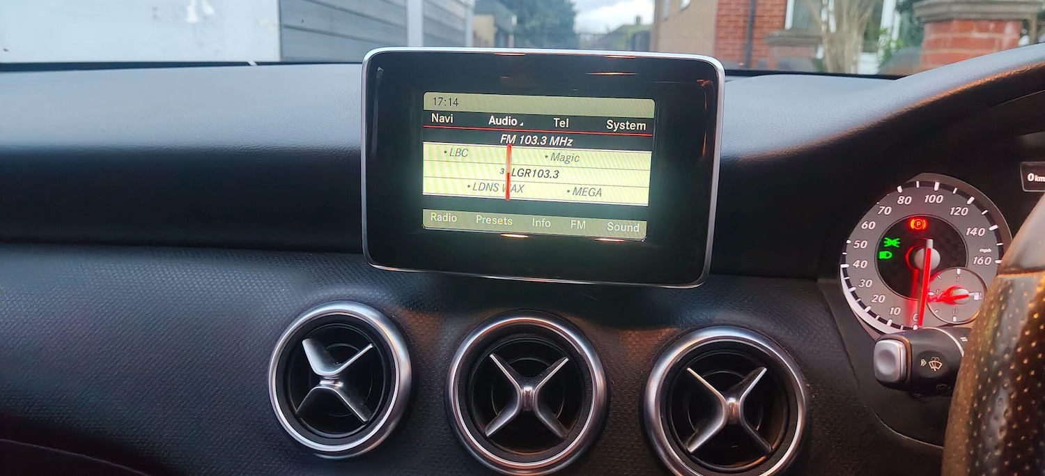 Used Mercedes-Benz A-Class 2015 for sale - 77120721: Photo 16