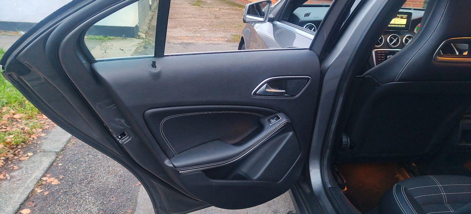 Used Mercedes-Benz A-Class 2015 for sale - 77120721: Photo 24