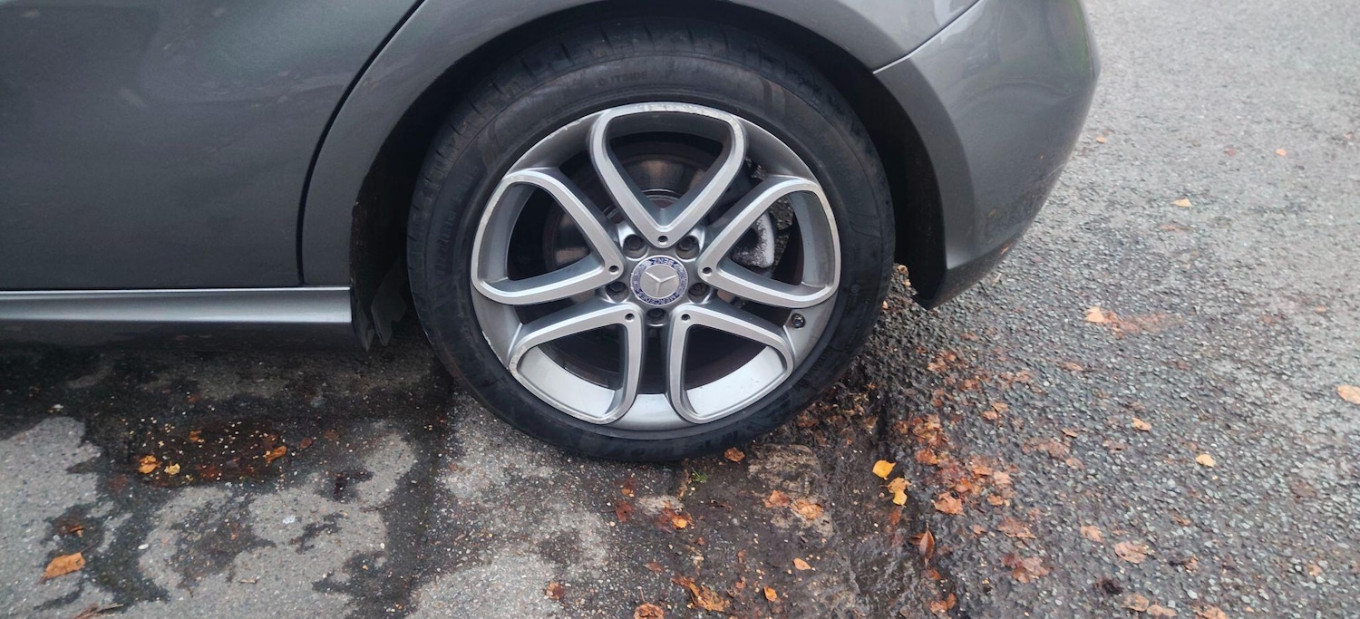 Used Mercedes-Benz A-Class 2015 for sale - 77120721: Photo 30