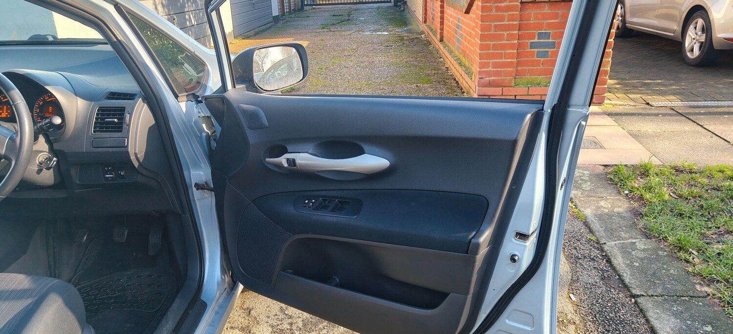 Used Toyota Auris for sale - 77441095: Photo 14