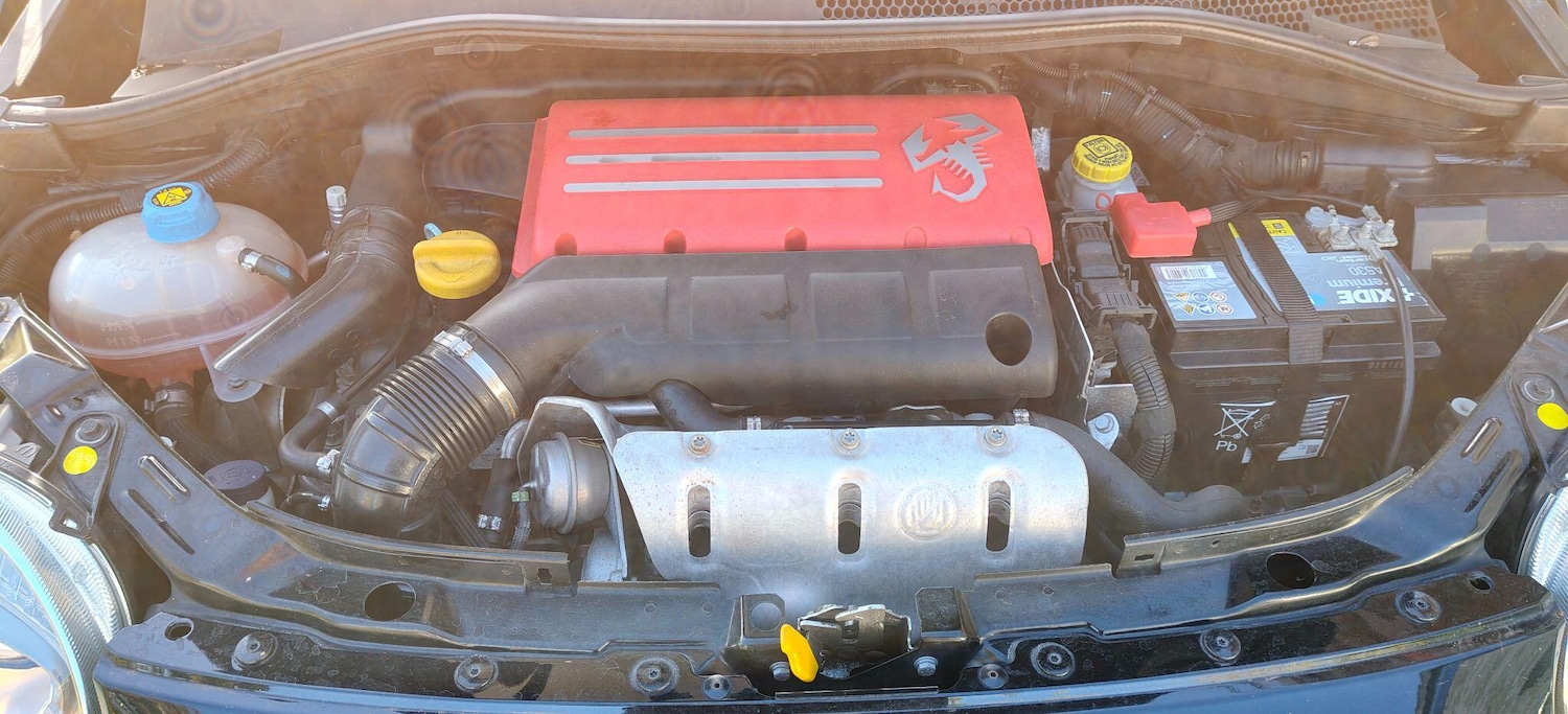 Used Abarth 595 2018 for sale - 77120651: Photo 28