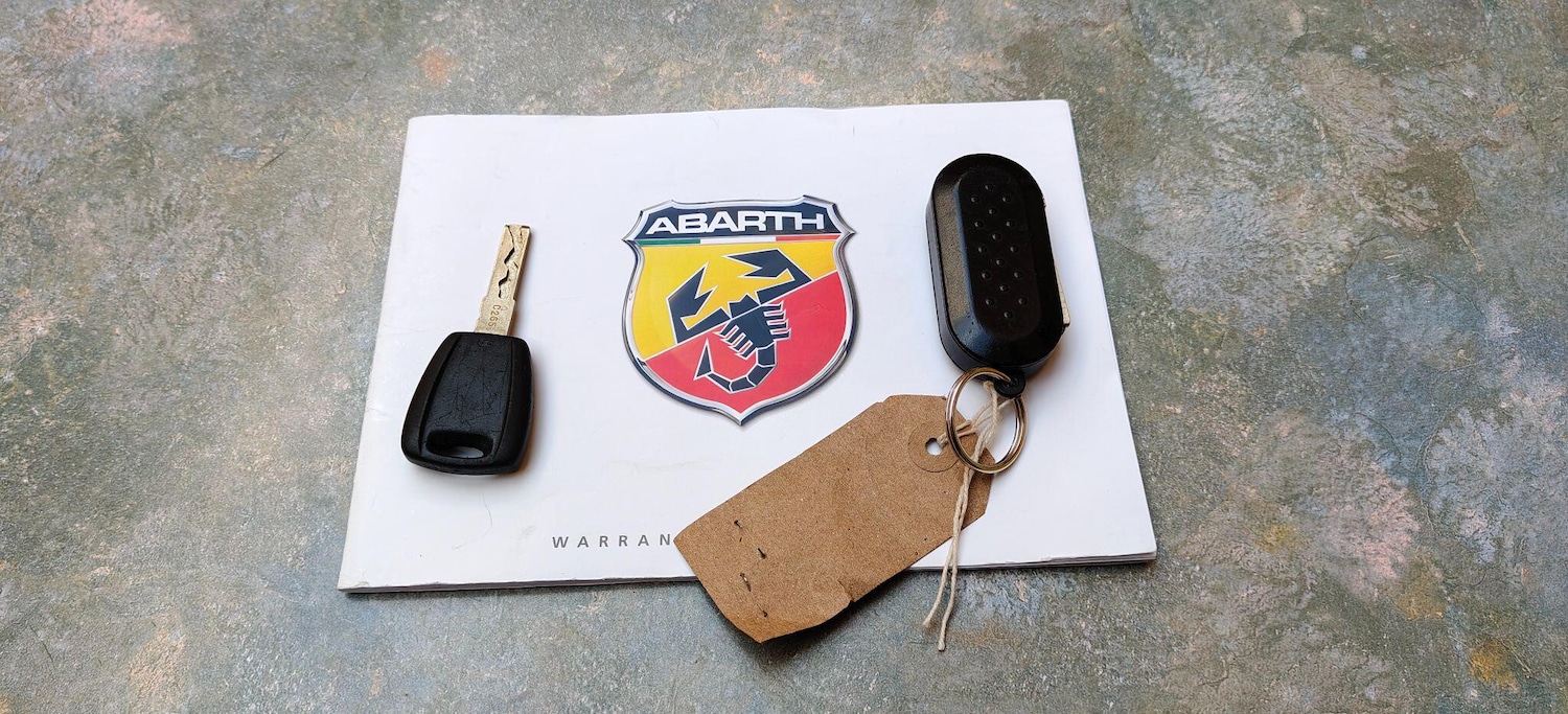 Used Abarth 595 2018 for sale - 77120651: Photo 37