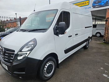 Vauxhall Movano feature image