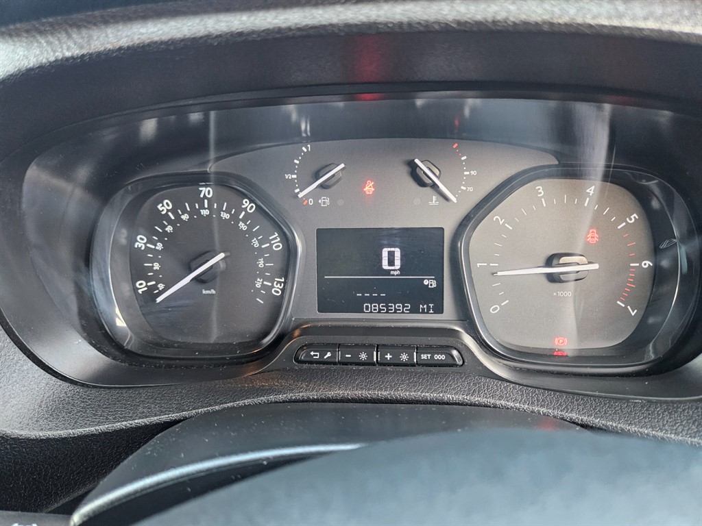 Used Vauxhall Vivaro 2021 for sale - 77360852: Photo 13