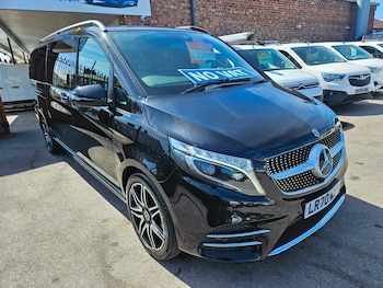 Used Mercedes-Benz V-Class 2020 for sale - 79473003: Photo