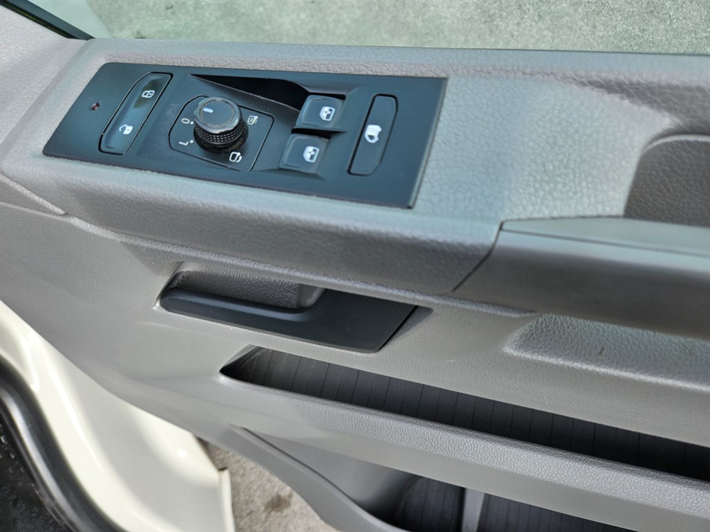 Used Volkswagen Transporter 2020 for sale - 75993125: Photo 11