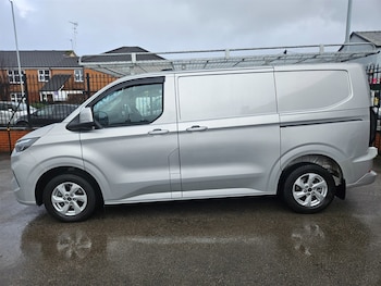 Used Ford Transit Custom 2024 for sale - 77565510: Photo