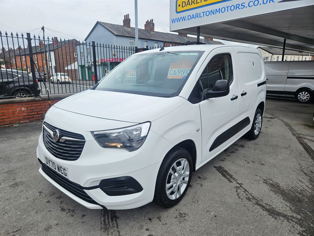 Used Vauxhall Combo 2020 for sale - 77576739: Photo 2
