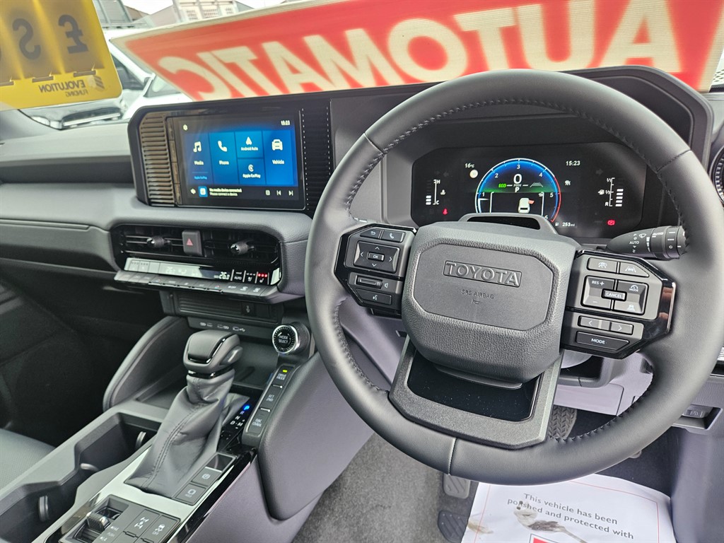 Used Toyota Land Cruiser 2025 for sale - 76191202: Photo 8