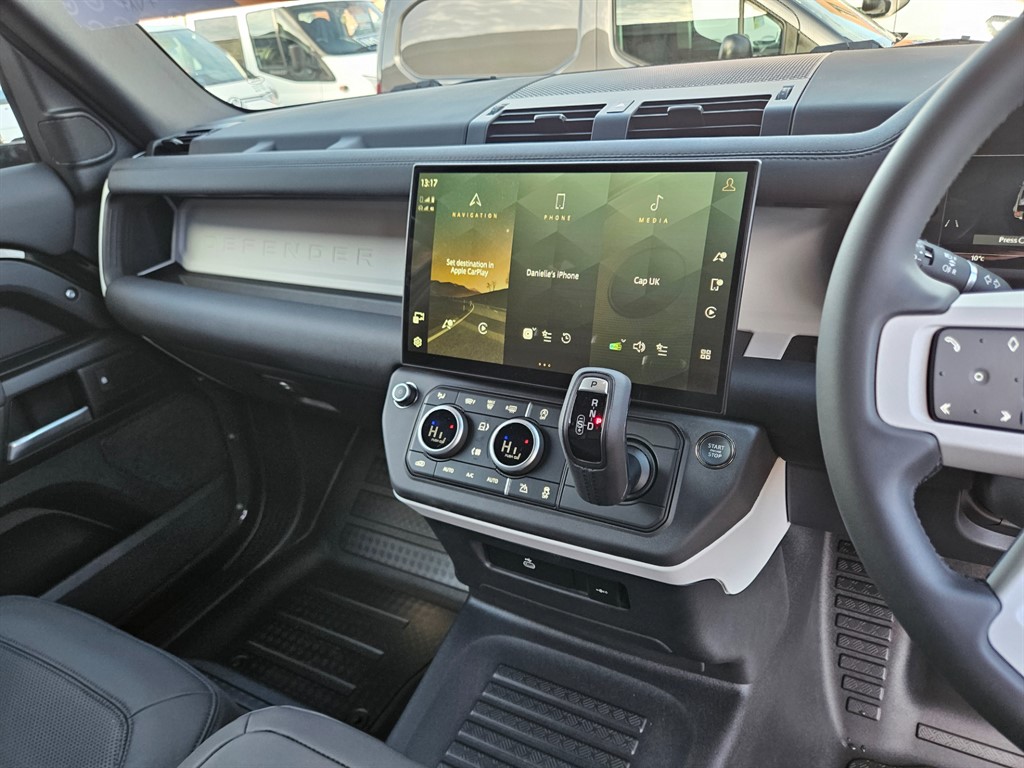 Used Land Rover Defender 90 2025 for sale - 77239684: Photo 12