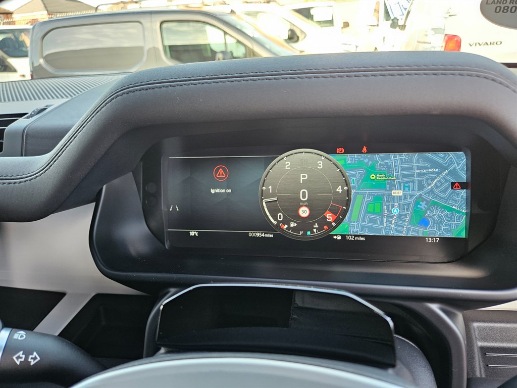 Used Land Rover Defender 90 2025 for sale - 77239684: Photo 13