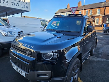 Used Land Rover Defender 2025 for sale - 77239684: Photo