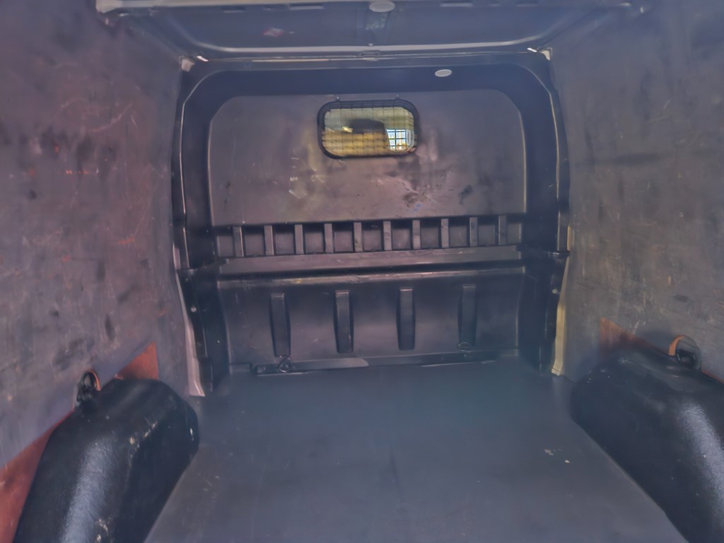 Used Ford Transit Custom 2015 for sale - 76609791: Photo 8