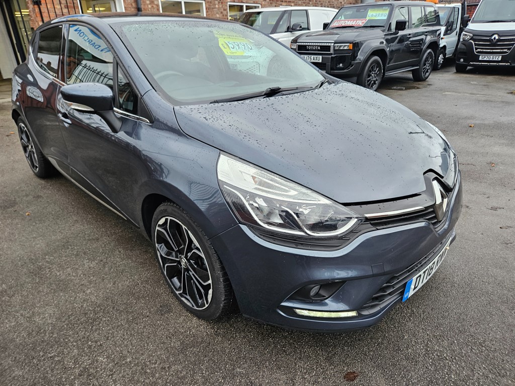 Used Renault Clio 2018 for sale - 76501621: Photo 2