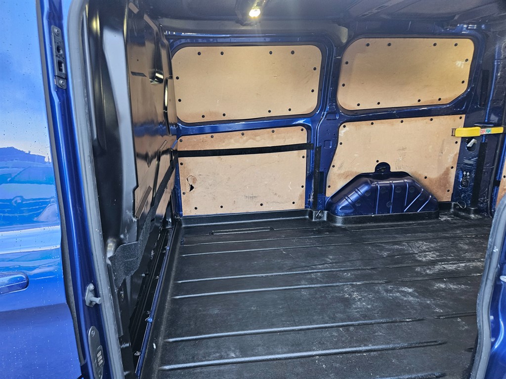 Used Ford Transit Custom 2015 for sale - 76318792: Photo 8