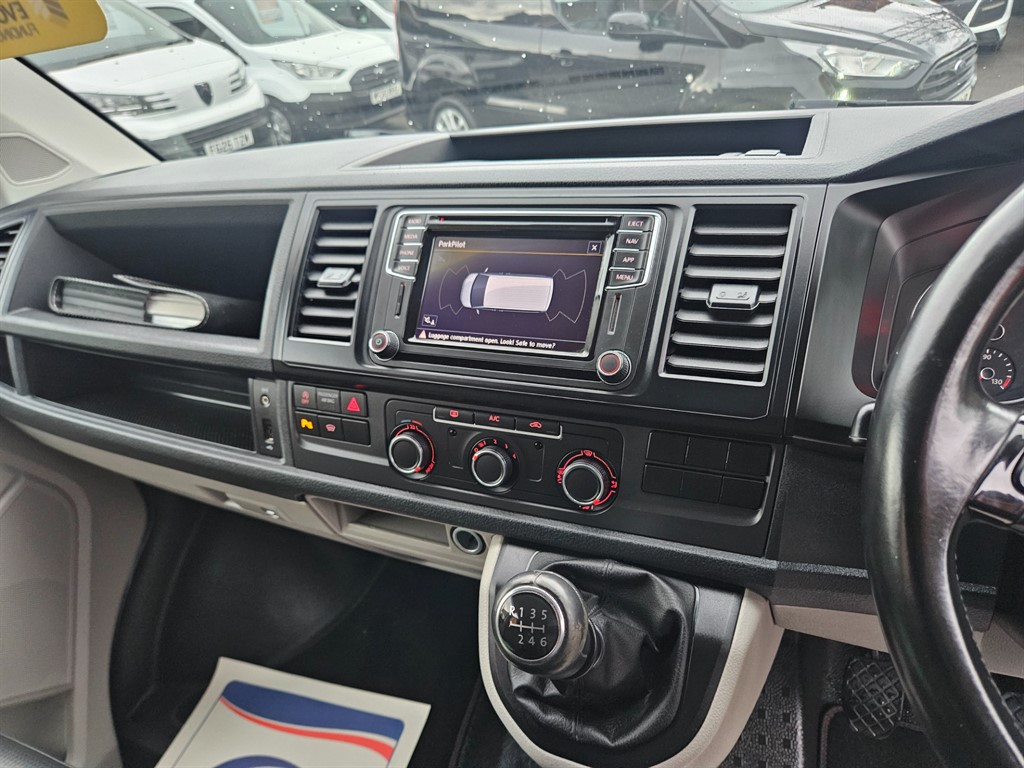 Used Volkswagen Transporter 2018 for sale - 76318786: Photo 12