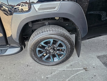 Used Toyota Hilux 2025 for sale - 75571602: Photo